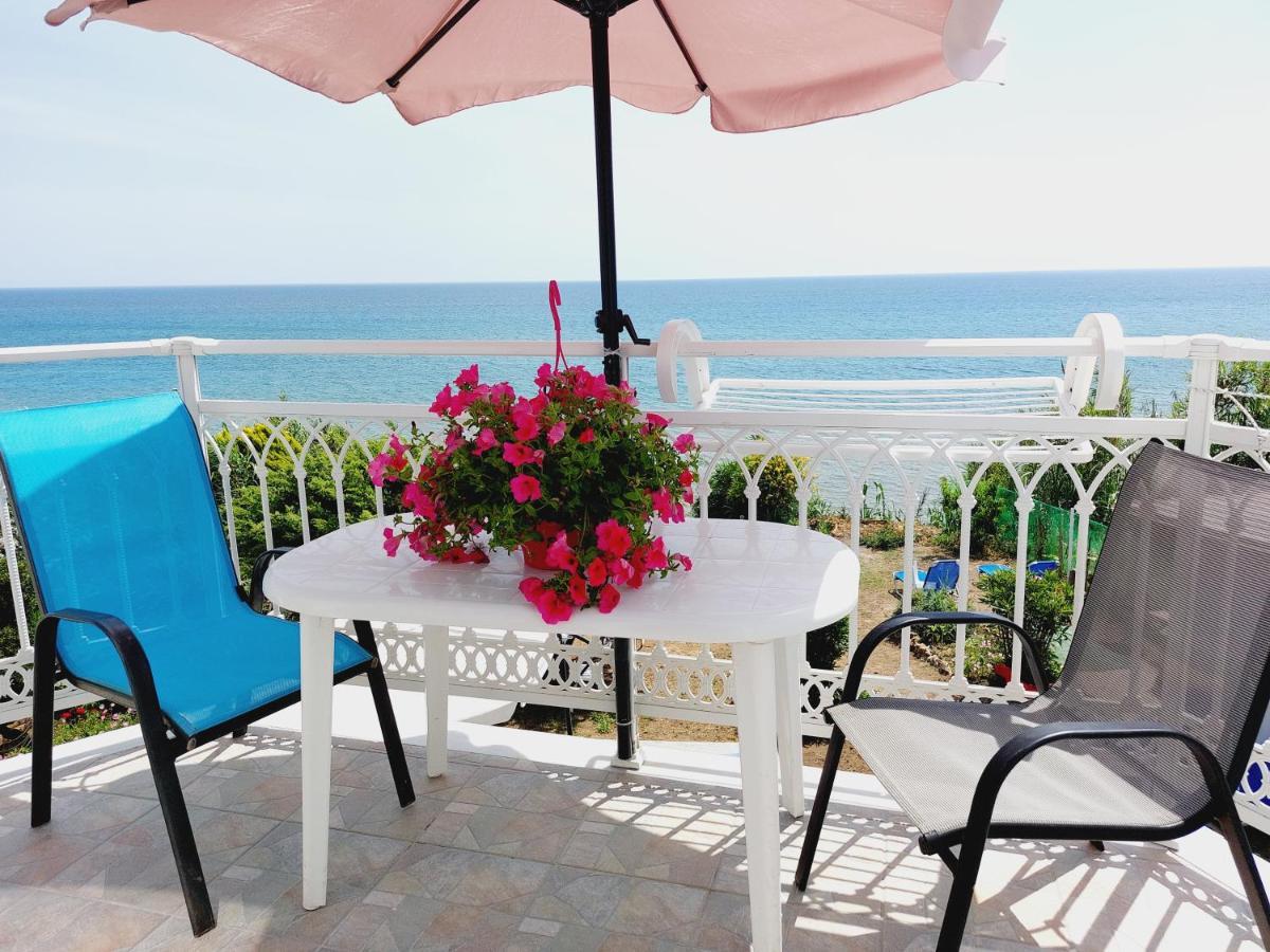 Leta Apartments Agios Georgios  Exterior photo